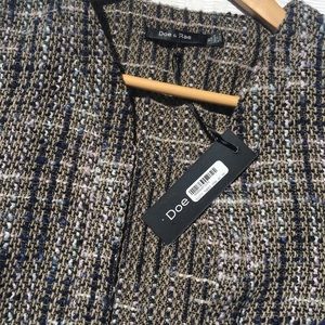 Doe & Rae Jackets & Coats - BNWT Tweed Shabby Chic Blazer Doe & Rae Jackets & Coats - BNWT Tweed Shabby Chic Blazer